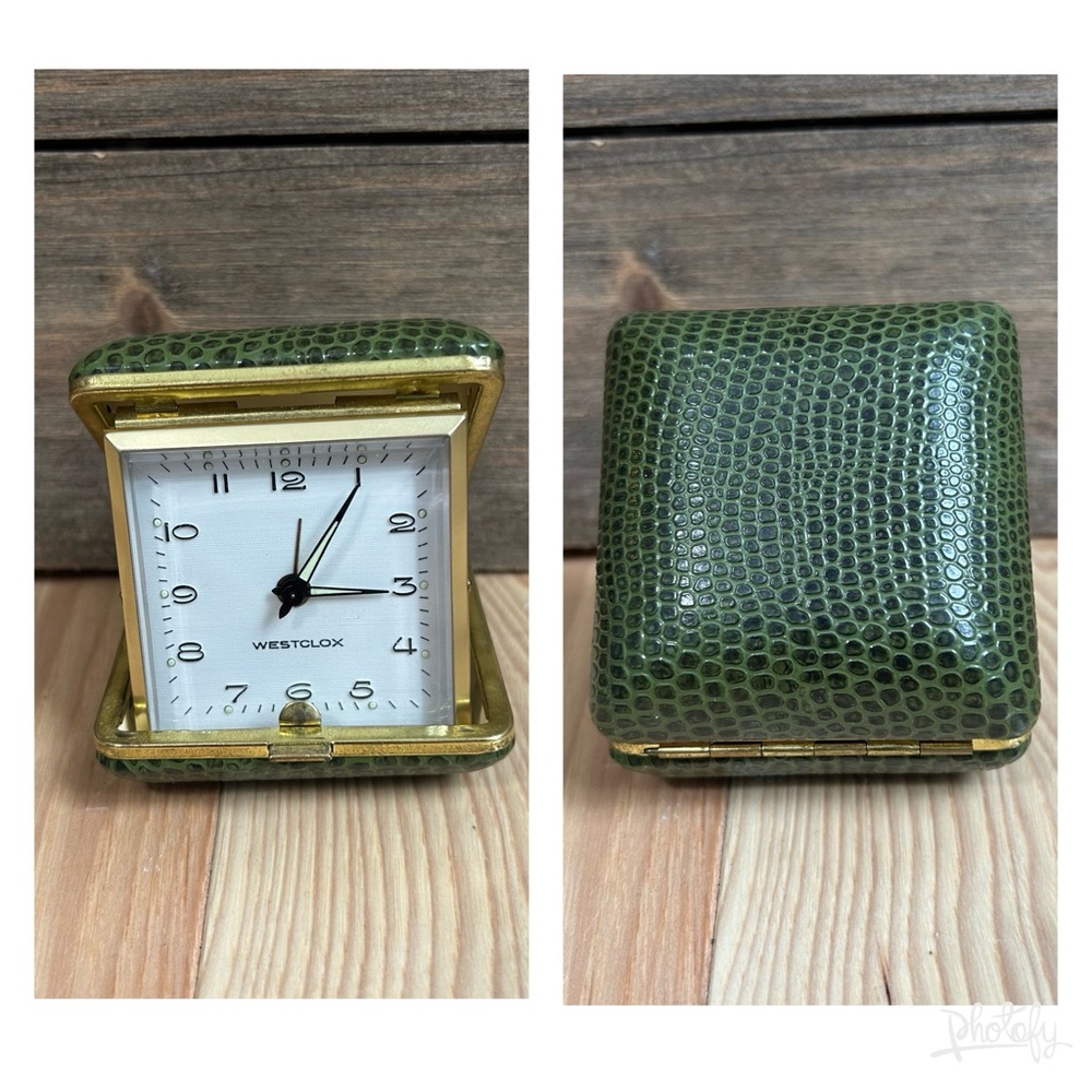 VTG Westclok Travette II Travel Alarm Clock 1970’s in Avacado Liminous Alligator